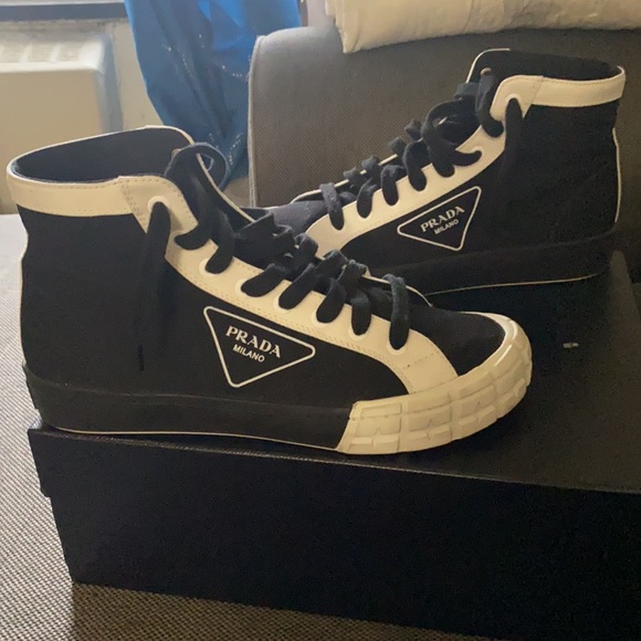 Prada sneakers - Picture 4 of 5